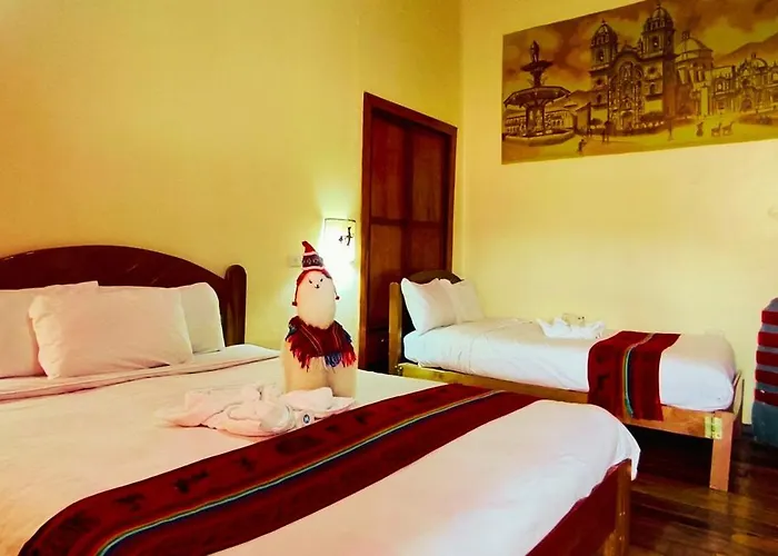 Plaza Amankay Hotel *